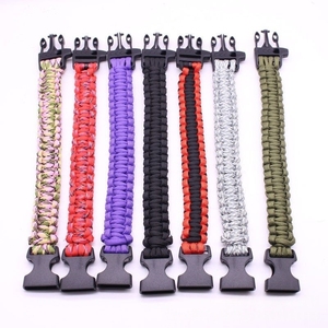 Seven-Core Outdoor pour bracelet Paracord avec sifflet Emergency Escape Tour Caractéristiques de survie en polyester durable - Product Image 2