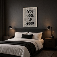 Toile encadrée en aluminium noir mat avec typographie d'époque « You Look so Good », idéale pour la décoration murale intérieure de condos modernes