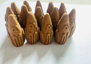 Handmade Organic Agarwood <b>Cone</b> <b>Incense</b> Eco-Friendly Natural Oud Aromatherapy Long-lasting Wholesale Custom Logo Private Label - Product Image 4