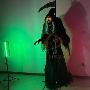 Modèle de fantôme, sorcière ou squelette animatronique en silicone et métal pour maison hantée, avec contrôle par capteur infrarouge, taille personnalisable pour écoles - Product Image 3
