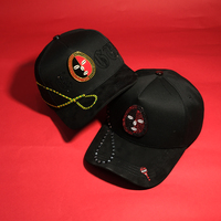 Nueva Gorra de Béisbol de 5 Paneles con Bordado Personalizado, Visera de Gamuza, Parche Metálico con Diseño de Cadena y Pedrería