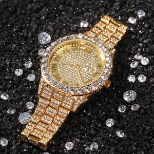 Montres <span class=keywords><strong>de</strong></span> luxe en or plaqué hip-hop, serties <span class=keywords><strong>de</strong></span> micro-diamants CZ, vente en gros, bijoux pour hommes et femmes, montres à quartz numériques au poignet - Product Image 1
