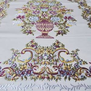Alfombra Musulmana de Lujo con Diseño Floral, Alfombra Gruesa de Alta Calidad en Caja de Regalo, Ideal para Picnics Familiares y Oración del Ramadán - Product Image 4