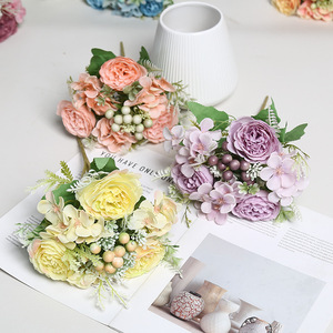 Ramo de Peonías Artificiales Lichao, Flor de Seda para Decoración de Bodas y Hogar, Arreglo Floral Hecho a Mano - Product Image 4