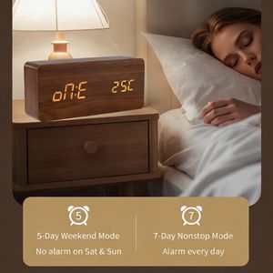 Horloge de table numérique en bois avec affichage LED, surveillance de la température et de l'humidité, commande vocale, alarme, calendriers/date, fonctionne sur piles - Product Image 2