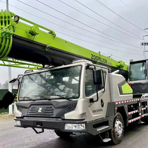 Grúa sobre Camión Zoomlion Usada de 50 Toneladas, Serie Completa Disponible en Stock - Product Image 1