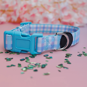 ปลอกคอสุนัขลายตารางสีฟ้า Breezy Blue สำหรับสั่งซื้อจำนวนมาก ผลิตจากผ้าแคนวาสและนีโอพรีน ทนทาน ปรับขนาดได้ เหมาะสำหรับสุนัขขนาดเล็กถึงใหญ่ - Product Image 4