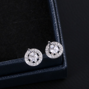Orecchini a Perno Mini a Forma di Stella Cadente Creativi per Donne, Gioielli Eleganti e alla Moda - Product Image 3