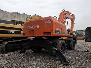 Excavatrice sur pneus d'occasion HITACHI EX160WD Prix avantageux Excellentes performances Excavatrice sur pneus d'occasion HITACHI à vendre - Product Image 2
