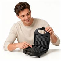 Offre Spéciale : Gaufrier et Grille-pain 2-en-1, Machine à Sandwich Électrique avec 2 Moules de Formes Différentes, Vente en Gros