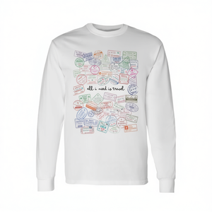 Todo lo que necesito son los sellos de pasaporte de viaje, camiseta de manga larga con diseño temático de viaje - Product Image 2