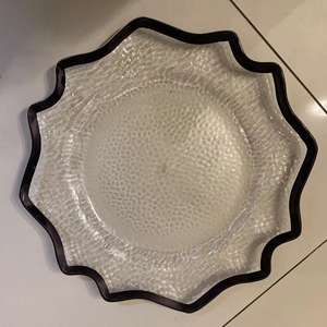 Vente en gros d'assiettes de présentation de luxe irrégulières dorées argentées et transparentes pour le service de table de mariage - Product Image 5