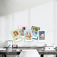 Instax HomeDecor 2X3 pouces Fujifilm Instax Mini 12/11/9/7/40 Étui photo magnétique en plastique et aimant de réfrigérateur Mini cadre photo