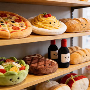 Jouets en peluche personnalisés en forme de nourriture (pizza, spaghetti, pain, salade, steak) – Mignons, doux, kawaii, style anime et dessin animé - Product Image 1