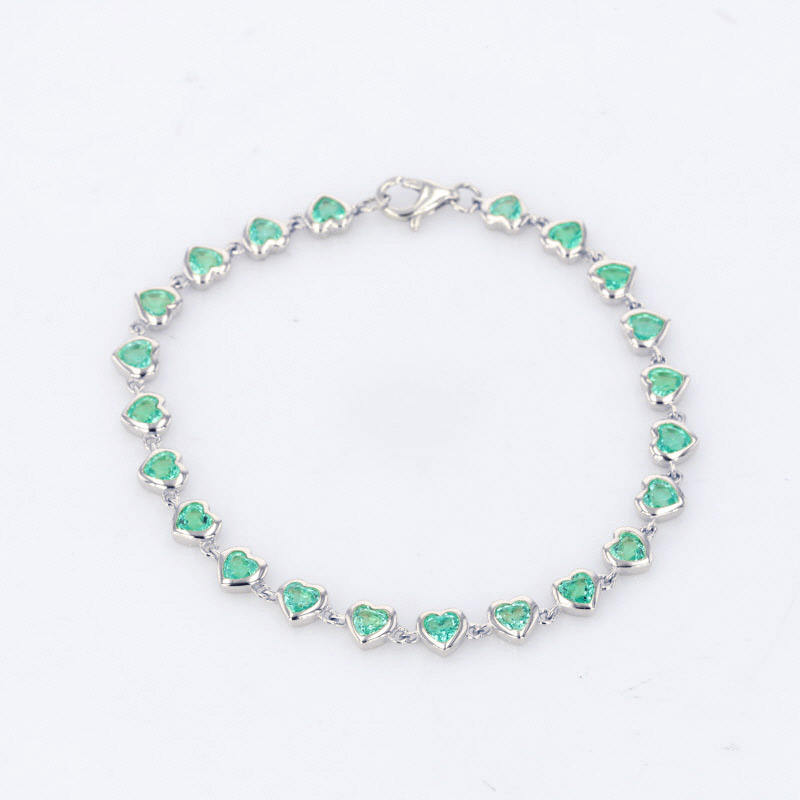 10K White Gold Emerald