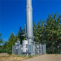 Sambungan Flens Tabung Galvanis Berbentuk Kerucut untuk Monopole Bulat 35m untuk Stasiun Basis 4G/5G dengan Penangkal Petir