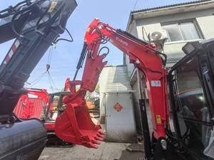 Pelles KUBOAT KX165 6.5TON au Japon en bon état de fonctionnement avec pour moteur Kubota petite machine d'occasion - Product Image 2