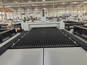 工場価格1500w自動金属CNCファイバーレーザー切断機3000 * 1500mm Cypcutシステムオプション付き - Product Image 5