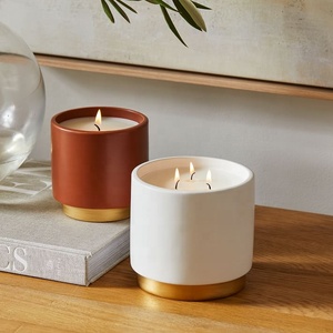 Grandes coupelles cylindriques en céramique pour bougies, style nordique unique, avec bases dorées de luxe, pour Noël, vente en gros - Product Image 3