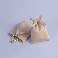 Sac de rangement en microfibre avec cordon de serrage pour bijoux, logo personnalisé, sac en velours de luxe pour bijoux, sac d'emballage pour bijoux avec nœud papillon