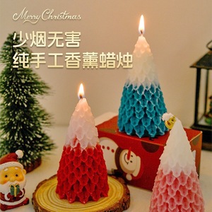 Velas Aromáticas con Aroma a Árbol de Navidad, Forma de Pirámide, Hechas a Mano con Cera de Soja, Decoración Navideña, Regalo de Navidad - Product Image 1