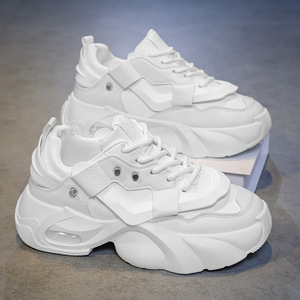 Chaussures d'été unies grande taille pour hommes, style transfrontalier, tendance <span class=keywords><strong>TikTok</strong></span>, nouvelles chaussures de papa, sportives, polyvalentes et très prisées - Product Image 3