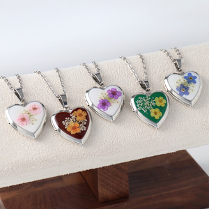 Tùy Chỉnh Bộ Nhớ Trái Tim Thép Không Gỉ Hình Ảnh Mặt Dây Chuyền Vòng Cổ Quên Tôi Không Charms Với Ép Hoa Mề Đay Cá Nhân Đồ Trang Sức - Product Image 5