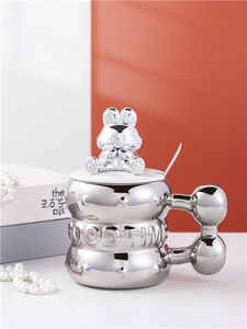 Tasses esthétiques en céramique personnalisées de luxe en porcelaine 3D électroplaquée en forme de lapin 400 ml avec couvercle et cuillère - Product Image 2