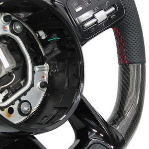 Volant personnalisé pour Mercedes Benz W204 W206 C300 CLK500 W117 W118 - Product Image 4