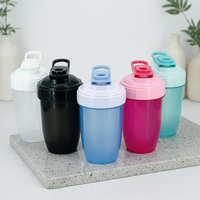 Bouteille de shaker à protéines personnalisée avec logo, 500 ml, sans BPA, anti-fuite, poignée cachée, boule de mélange, bouteille d'eau de sport pour la salle de sport et la remise en forme