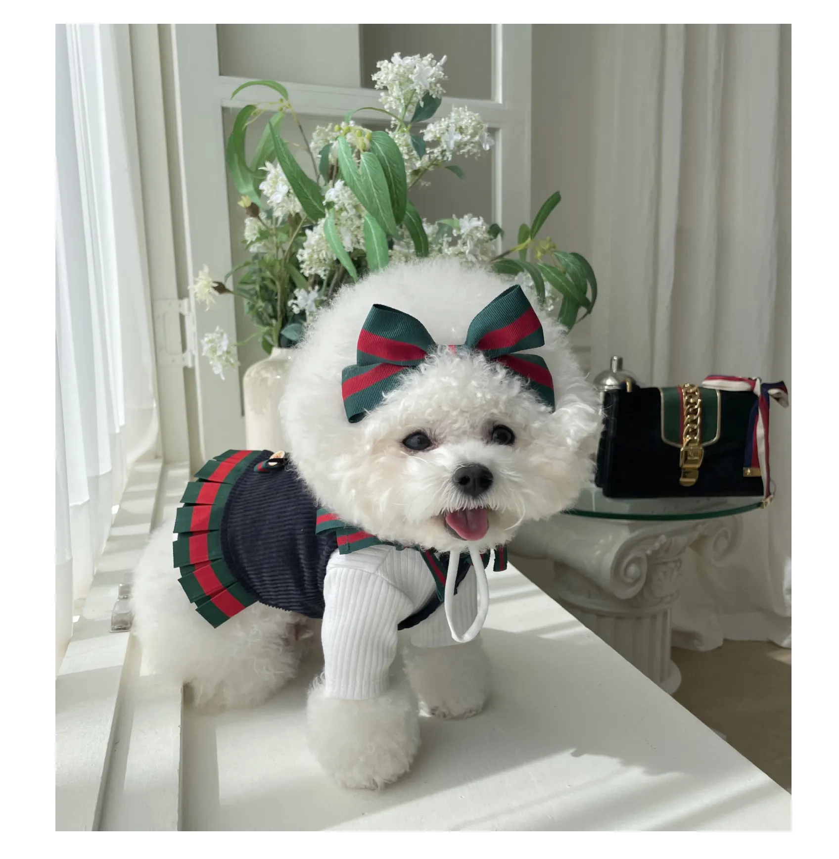 Wholesale Fashionable Luxury Pet Clothes Sweater Autumn Dog Cat Popular Small Dog Pet Dress