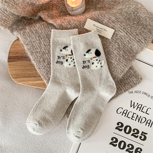 बायोसेरिया युग मोटी और गर्म सर्दियों के स्टाइलक्स नए स्पॉट किए गए कुत्ते को लड़कियों के लिए कार्टून-शैली के मोजे - Product Image 3