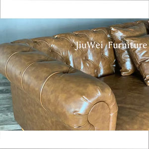 طقم أريكة فاخر بتصميم عصري على طراز تشيسترفيلد من الجلد الأصلي لغرفة المعيشة، مع حشوة إسفنجية متينة وظهر مغطى بالقماش - Product Image 6