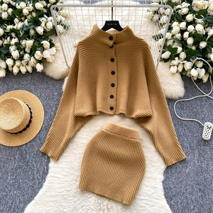 Set da donna 2 pezzi in maglia <span class=keywords><strong>estetica</strong></span> da donna inverno manica corta monopetto Crop Top e gonna aderente - Product Image 1