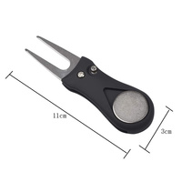 Outil de réparation de divots de golf, type couteau à lame escamotable, avec bouton pop-up, marqueur de balle magnétique, léger, en acier inoxydable, pliable, accessoire pour club de golf