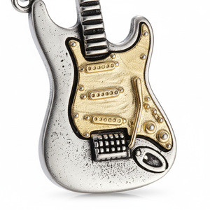 Pendentif Guitare en Acier Inoxydable Bicolore Collier Unisexe Quotidien Style Hip Hop Urbain - Product Image 3