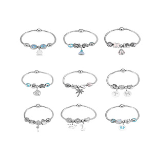 <span class=keywords><strong>Bracciale</strong></span> <span class=keywords><strong>con</strong></span> ciondoli in acciaio inossidabile <span class=keywords><strong>bracciale</strong></span> <span class=keywords><strong>con</strong></span> perline <span class=keywords><strong>con</strong></span> corona portachiavi ciondola ciondoli <span class=keywords><strong>con</strong></span> ciondoli perline per bambini ragazze donne - Product Image 6