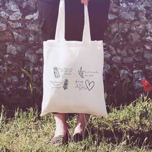 Sac à bandoulière pour collègues, sac fourre-tout pour le shopping, citation magique pratique, sel, romarin, lavande, amour, et tombez amoureux quand vous le pouvez - Product Image 5