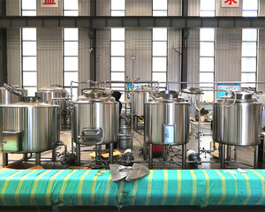 <span class=keywords><strong>250L</strong></span> Micro brewhouse Nhà máy bia máy làm bia công nghiệp thiết bị sản xuất bia <span class=keywords><strong>250L</strong></span> thiết bị nhà máy bia để bán - Product Image 4