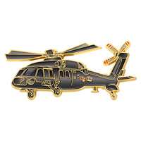 Insigne d'avion de spectacle aérien Broche de chasse sans pilote Modèle en métal Collection J-20 fans Cadeau Épinglette en émail doux