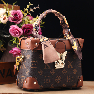 Loumixer 2026 Nuova Collezione Borsa a Tracolla di Lusso in PVC di <span class=keywords><strong>Marca</strong></span> Famosa, Borsa Tote di Tendenza con Chiusura a Cerniera per Donne - Product Image 2