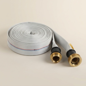 Tuyau d'incendie de qualité supérieure à haute efficacité avec revêtement en TPU pour les grandes zones de forêt brûlée et les services d'incendie urbains - Product Image 1