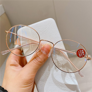 แว่นอ่านหนังสือทรงกลม กรอบสีทอง ป้องกันแสงสีฟ้า เลนส์ใส ทรงรี สำหรับทุกเพศ ปี 2024 - Product Image 1