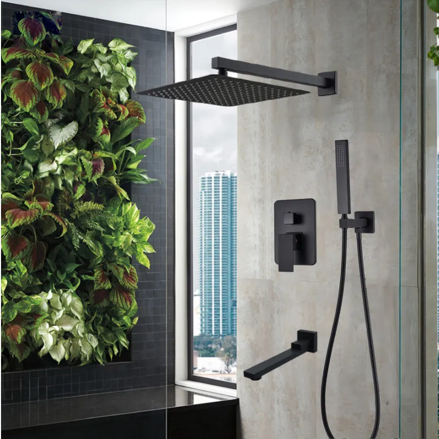 2021 Neues Design Großhandel billiges Hotel europäischen Standard schwarze Farbe Mit LED-Licht Regen dusche Set