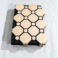 Panneau acoustique en bois à lamelles de forme spéciale, imperméable et antistatique, à prix avantageux, pour la décoration murale intérieure
