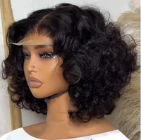 Perruques frontales en dentelle suisse HD 13*4 4*4 en cheveux humains brésiliens bruts, bouclés style Pixie, pour femmes noires, vente en gros, perruques en cheveux humains bouclés et volumineux