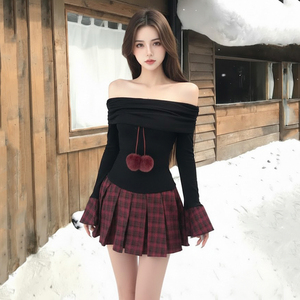 Robe mini plissée à carreaux pour femme, lavable, à épaules dénudées, avec volants et pompons, idéale pour l'automne, l'hiver et Noël - Product Image 6