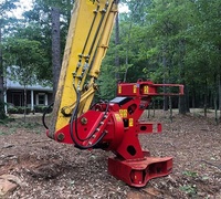 Machine forestière sur chenilles pour l'abattage et le regroupement d'arbres, coupe-arbre pour outils forestiers