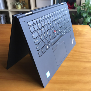 Ordinateur portable 2-en-1 Lenovo ThinkPad X1 Yoga 14 pouces, 95% neuf, Intel <span class=keywords><strong>Core</strong></span> <span class=keywords><strong>I5</strong></span>-<span class=keywords><strong>6200U</strong></span>, 8 Go de RAM, 256 Go de SSD, écran tactile, Windows 10 Pro - Product Image 1