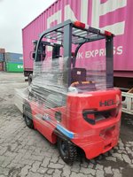 Montacargas Contrabalanceado de Combustión Interna Pequeño de 1.5 Toneladas, CPCD15, Mini Montacargas Diésel con Desplazador Lateral en Venta